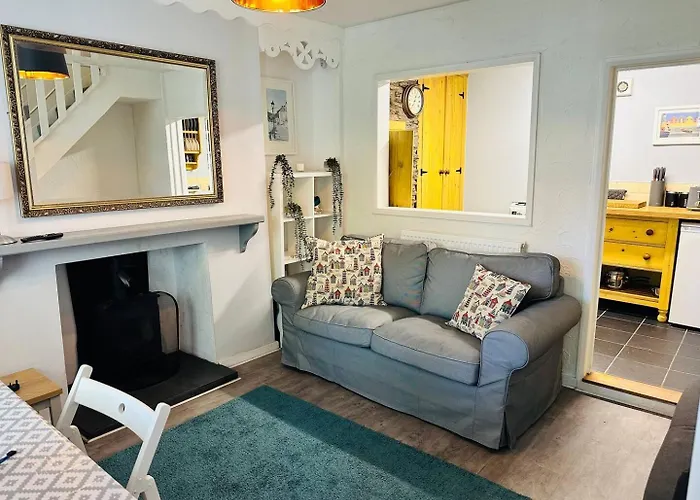 1800S Fisherman\'S Cottage Near Brixham Harbour